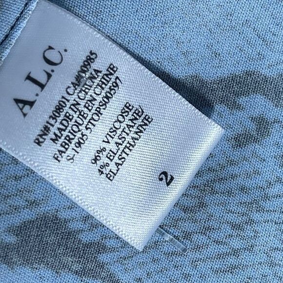 A.L.C.  Anise Black/Blue Python Snake Print Crepe Top Sz 2 - Picture 7 of 10